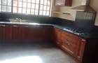 5 Bed Townhouse with En Suite in Lavington - 10