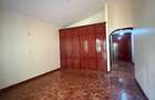 5 Bed Townhouse with En Suite at Riverside Drive - 7