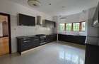 5 Bed Townhouse with En Suite at Runda Park - 10