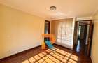 4 Bed Townhouse with En Suite at Redhill Road - 16