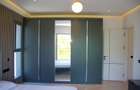 3 Bed Apartment with En Suite at Fourth Avenue - 8