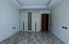 5 Bed Townhouse with En Suite in Lavington - 17