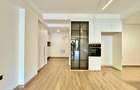 3 Bed Apartment with En Suite in Riverside - 12