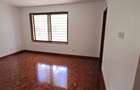 5 Bed Townhouse with En Suite at Lavington Green - 10