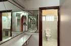 4 Bed Villa with En Suite at Lavington - 12