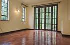 4 Bed Townhouse with En Suite in Rosslyn - 9