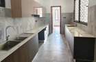 3 Bed Apartment with En Suite in Riverside - 9