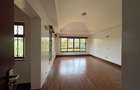 5 Bed Townhouse with En Suite in Runda - 9