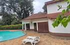 4 Bed Townhouse with En Suite at Convent Drive - 6