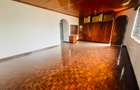 5 Bed Townhouse with En Suite in Lavington - 7