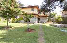 5 Bed House with En Suite in Runda - 1