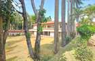 5 Bed House with En Suite at Old Runda - 3
