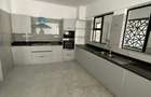 3 Bed Apartment with En Suite in Westlands Area - 6