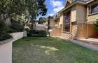 5 Bed Townhouse with En Suite at Convent Drive - 12