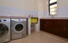 3 Bed Apartment in Riverside - 17
