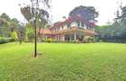 5 Bed Townhouse with En Suite at Rossylin Lone Tree - 13