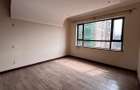 Serviced 6 Bed Apartment with En Suite in Parklands - 11