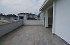 5 Bed Townhouse with En Suite at Lavington Green - 17