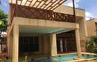 5 Bed Townhouse with En Suite in Lavington - 10