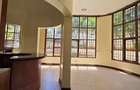 4 Bed House with En Suite in Hill View - 6