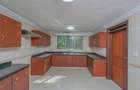 4 Bed Townhouse with En Suite in Muthaiga - 9