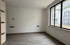 5 Bed Villa with En Suite in Lavington - 11