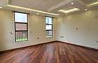 5 Bed Townhouse with En Suite at Lavington Road - 18