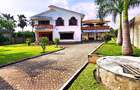 5 Bed House with En Suite at Serena Beach - 2