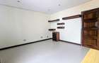 4 Bed House with En Suite at Kaunda Avenue - 9