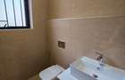 6 Bed House with En Suite in Loresho - 11