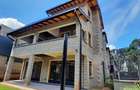 5 Bed Townhouse with En Suite in Lavington - 1