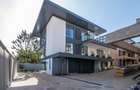 5 Bed Villa with En Suite at Jacaranda Avenue - 1
