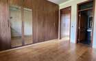 5 Bed House with En Suite at Hardy Area - 12
