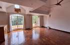 4 Bed Townhouse with En Suite at Old Runda - 9