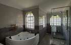 6 Bed House with En Suite in Runda - 7