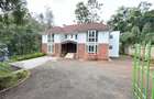5 Bed House with En Suite at Rosslyn - 17