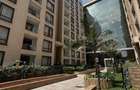 1 Bed Apartment with Swimming Pool in Dennis Pritt - 17