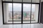1 Bed Apartment with En Suite at Riverside Drive - 5