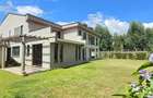 6 Bed Townhouse with En Suite at Lavington Green - 1
