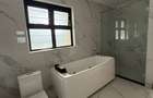 5 Bed House with En Suite in Runda - 15