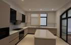 5 Bed Townhouse with En Suite in Lavington - 3