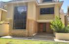 5 Bed Townhouse with En Suite at Lavington - 3