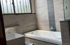 5 Bed Townhouse with Garden in Lavington - 4