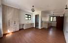 5 Bed House with En Suite in Runda - 10