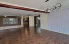 5 Bed Townhouse with En Suite in Runda - 16