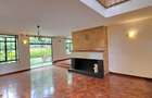 4 Bed Townhouse with En Suite at Lavington - 8