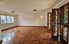 5 Bed Townhouse with Swimming Pool in Spring Valley - 9