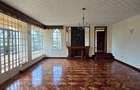 5 Bed House with En Suite in Runda - 2