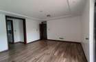 5 Bed Townhouse with En Suite in Lavington - 9
