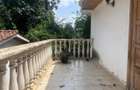 5 Bed Townhouse with En Suite in Rosslyn - 14